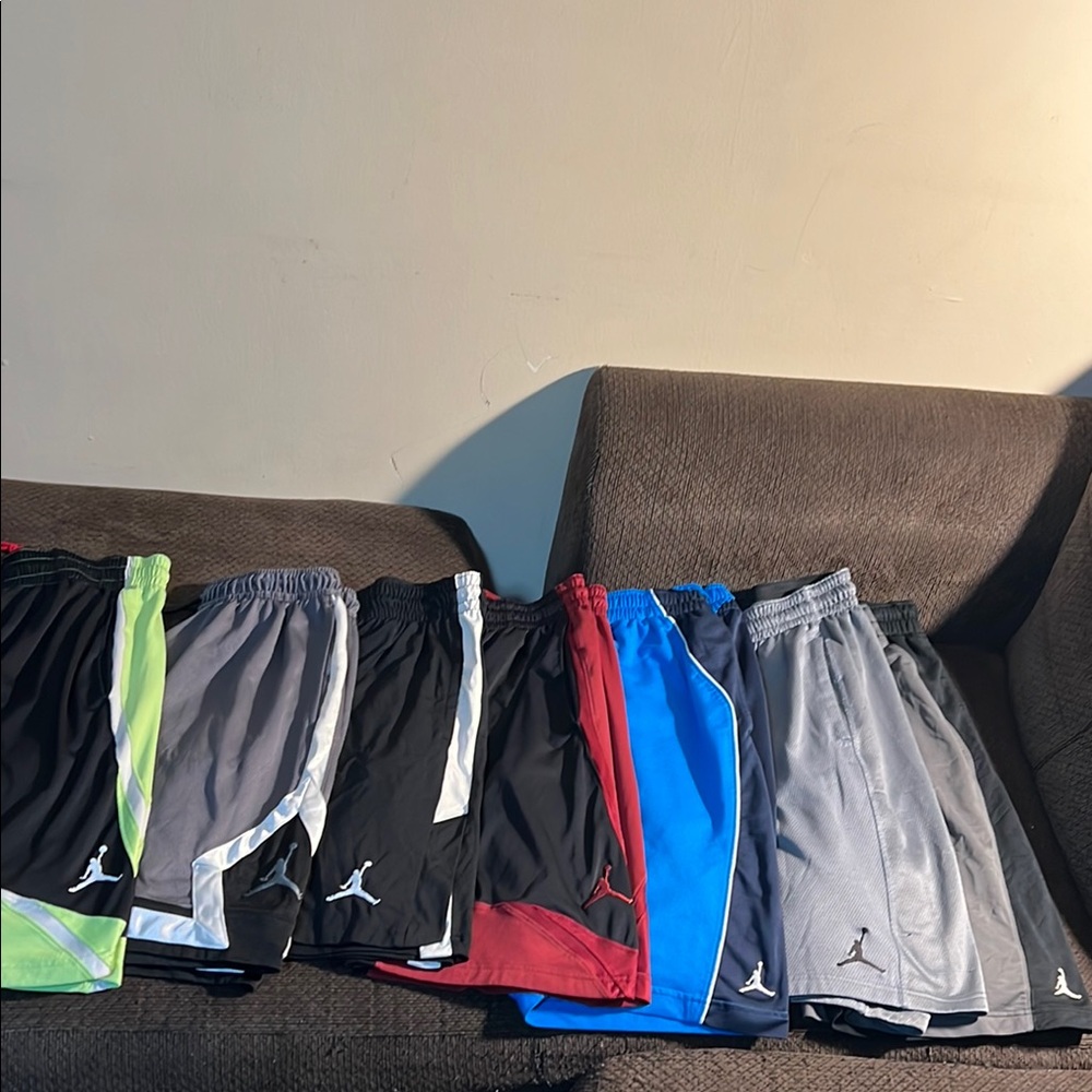 JORDAN MENS BUNDLE SIZE M